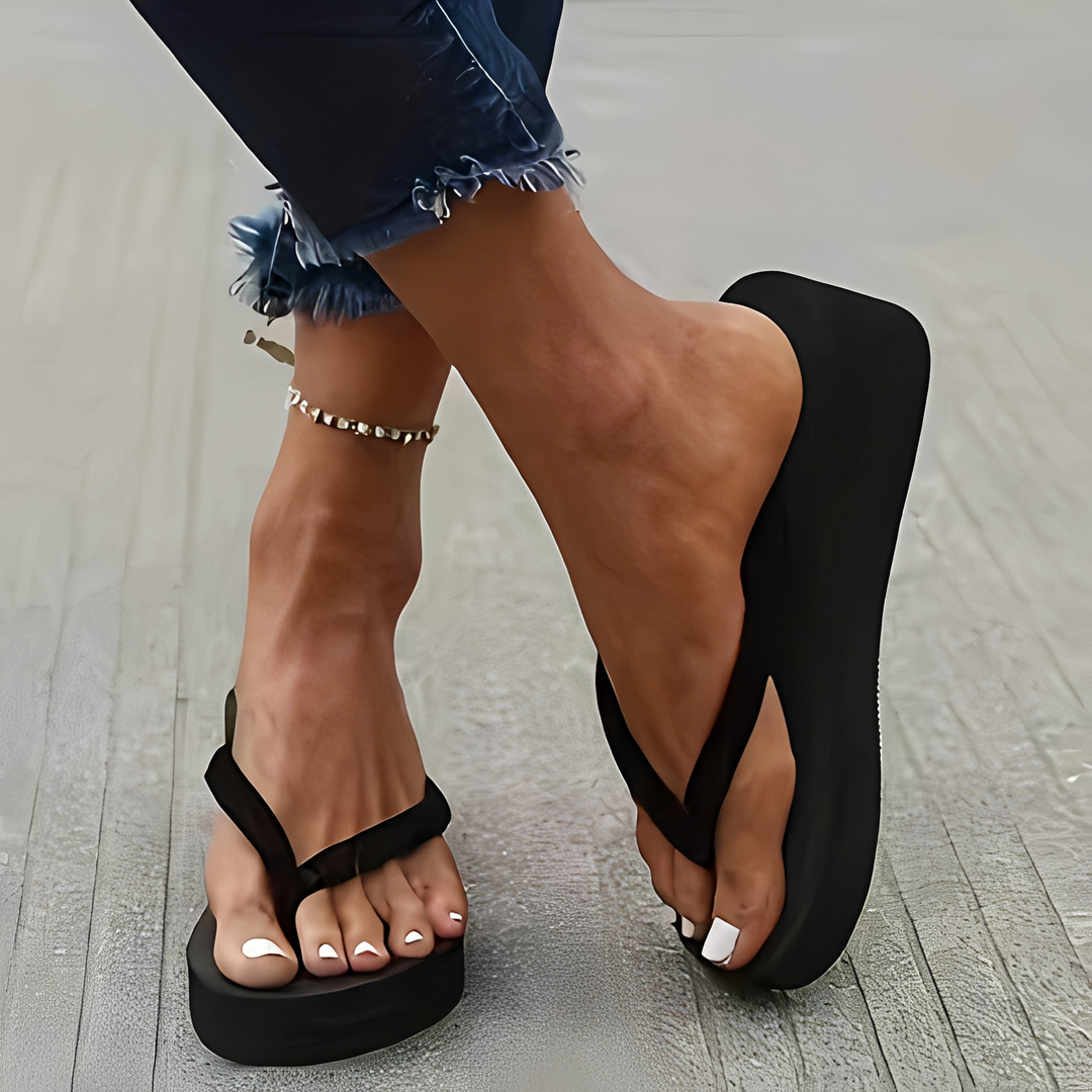 Sandálias femininas Lesty elegantes, plataforma confortável para verão, moda praia casual.
