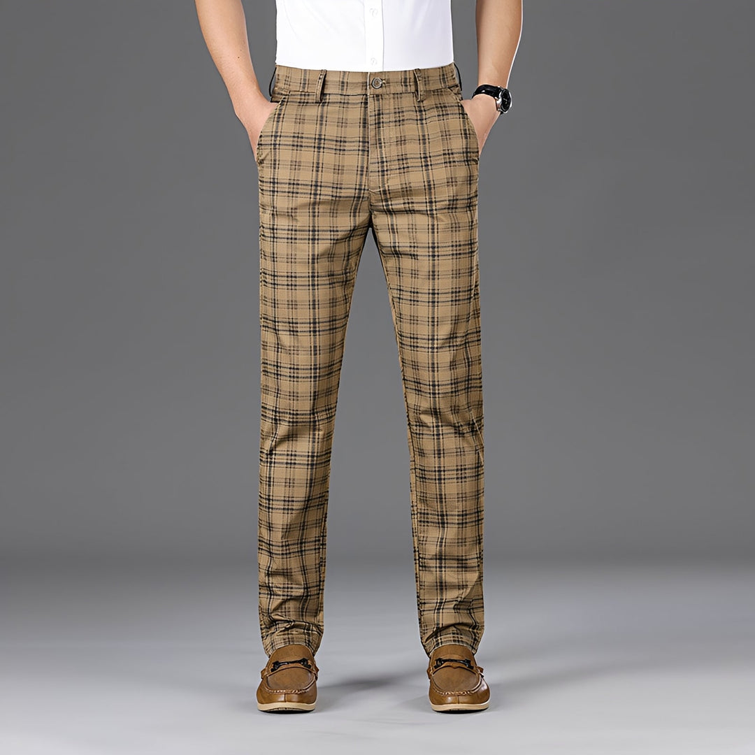 Calças masculinas casuais xadrez, ideais para conforto diário e estilo versátil. Perfeitas para primavera e verão.