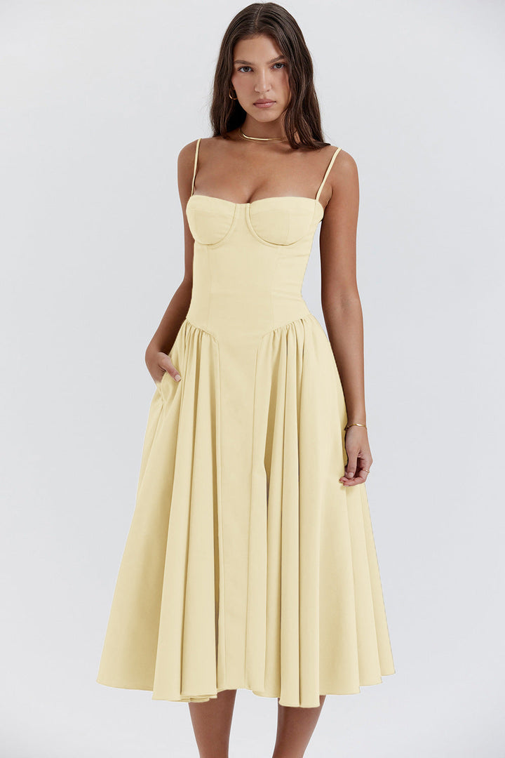 Vestido midi elegante feminino com inspiração retrô, para festas e eventos de verão. Charme vintage atemporal.