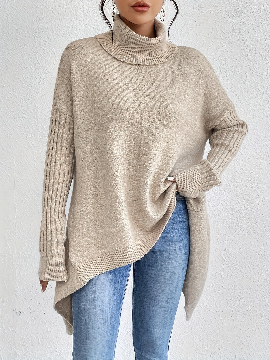 Polo oversized feminina verde militar, com corte moderno. Conforto para o dia a dia.