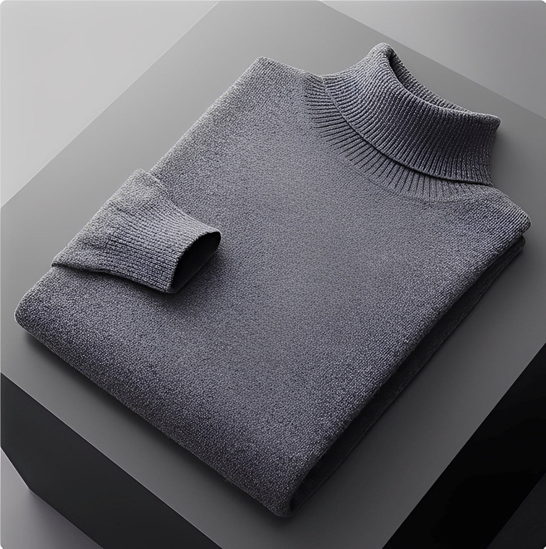 Suéter masculino de gola alta, peça-chave para o inverno, garante conforto e elegância.