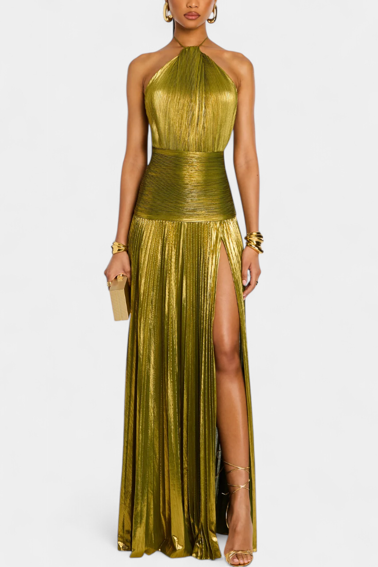 Vestido Emma feminino elegante para noite, brilho metálico peridoto, decote halter. Perfeito para festas.
