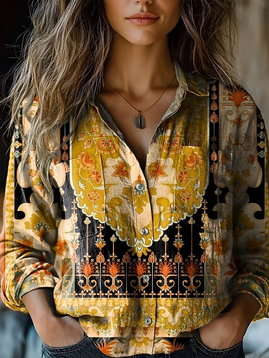 Blusa feminina colorida com mangas longas, perfeita para a primavera/verão. Design casual e toque elegante.