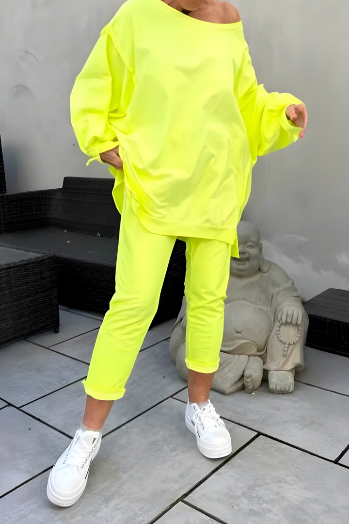 Roupa lounge feminina versátil para bem-estar e estilo casual. Conforto moderno para o dia a dia.