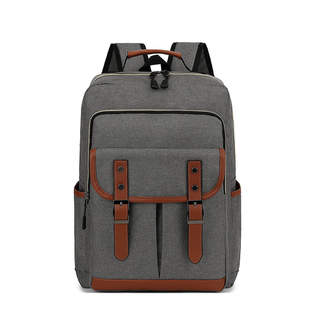 Mochila impermeável Charlie em material resistente. Acessório masculino clássico essencial para qualquer clima.