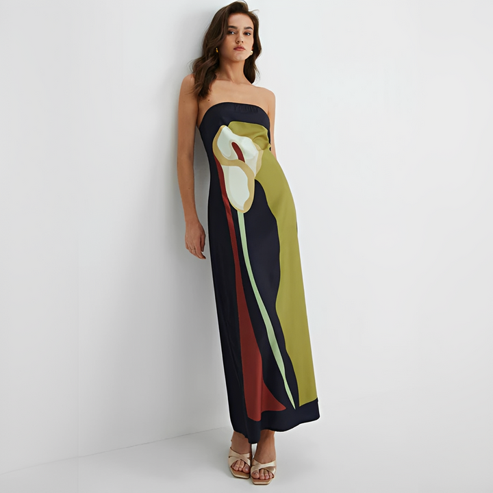 Vestido longo feminino elegante tomara que caia, estampa floral verde para festa jardim ou eventos de verão.