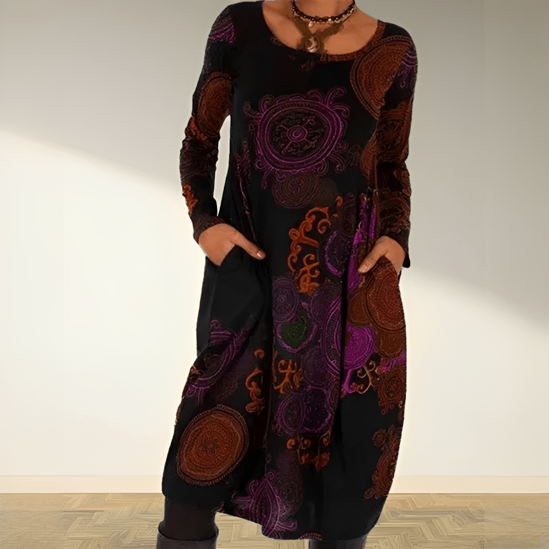Vestido de verão feminino para praia, elegante e confortável. Ideal para um look descontraído de dia com estilo.