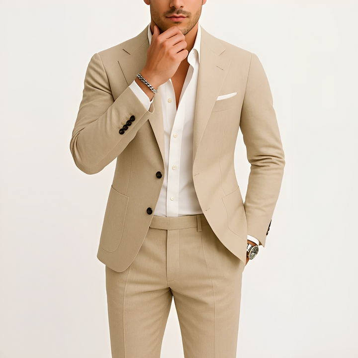 Terno casual masculino bege, conjunto versátil para conforto e estilo elegante no dia a dia ou smart casual. Moda masculina.