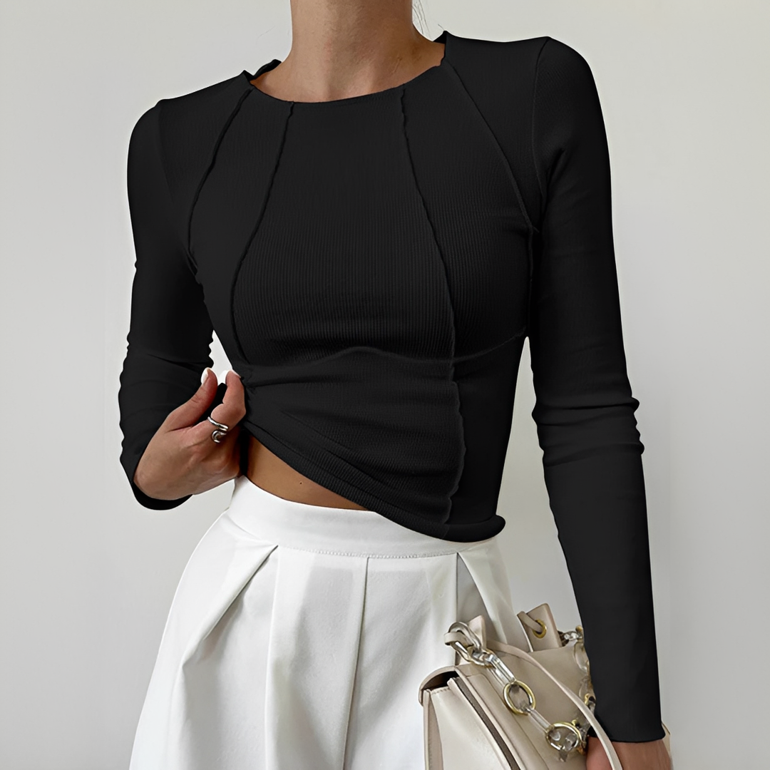 Blusa de mangas longas feminina, elegante e confortável, essencial para um look versátil de primavera/outono.
