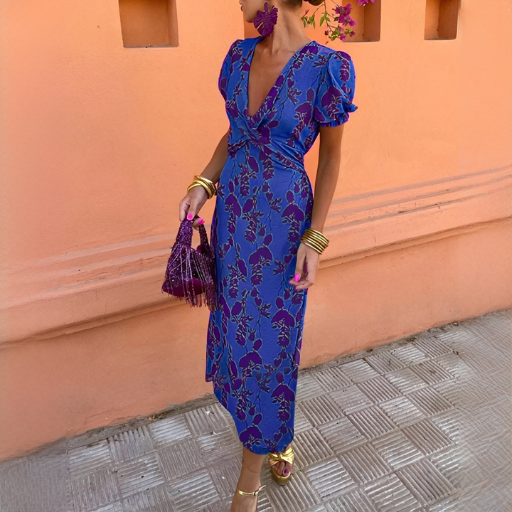 Vestido feminino de verão leve com manga bufante, tecido fresco e caimento elegante. Conforto e moda para a estação.