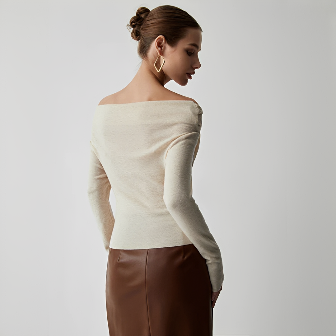 Top feminino versátil sem ombros, casual chic. Ideal para eventos sociais, primavera. Combina moda e conforto.
