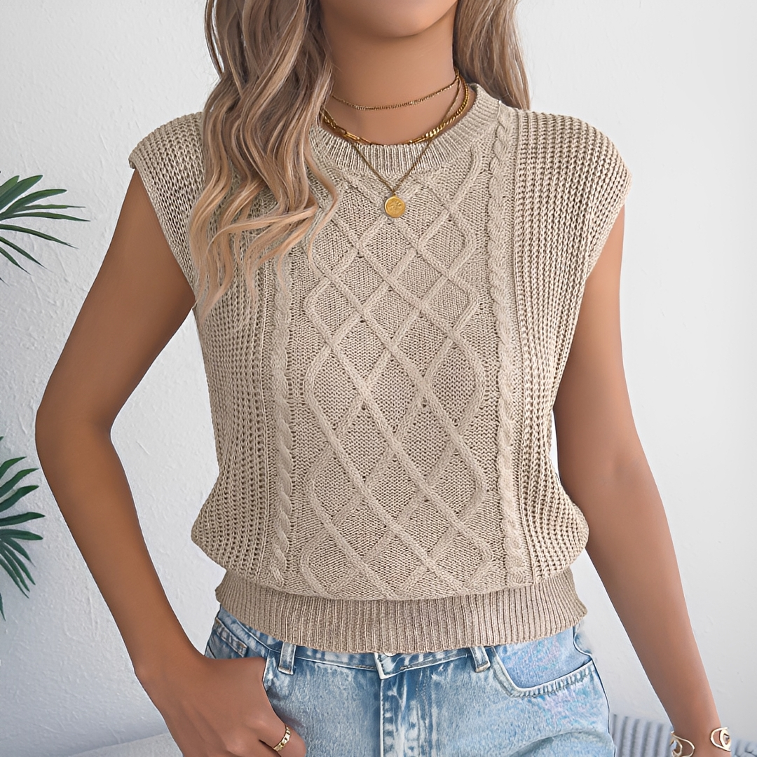 Top feminino versátil sem mangas, estilo casual-elegante. Ideal para moda feminina de verão e sobreposição.