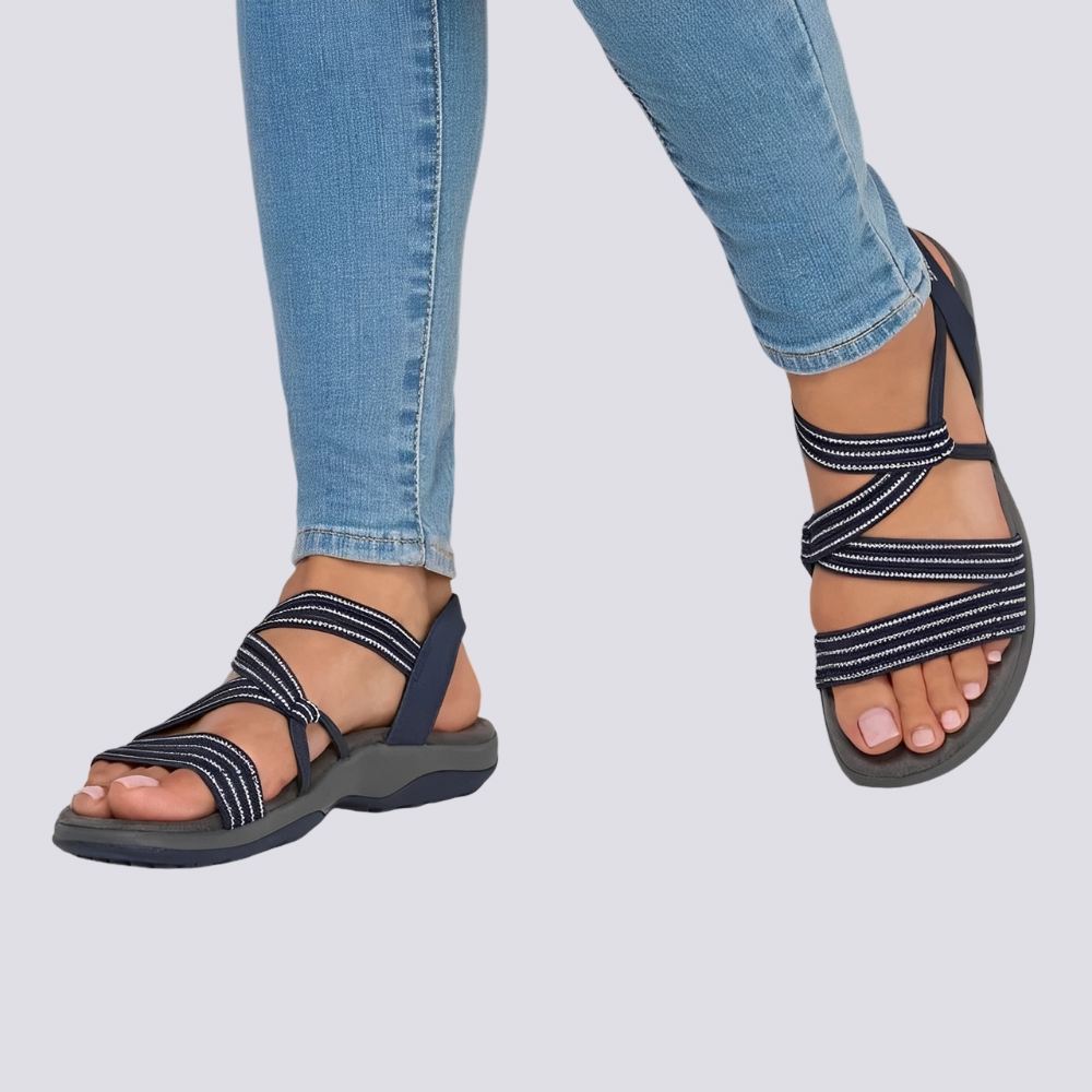 Sandálias femininas Abby para verão, confortáveis e estilosas. Calçado casual para praia e moda feminina de verão.