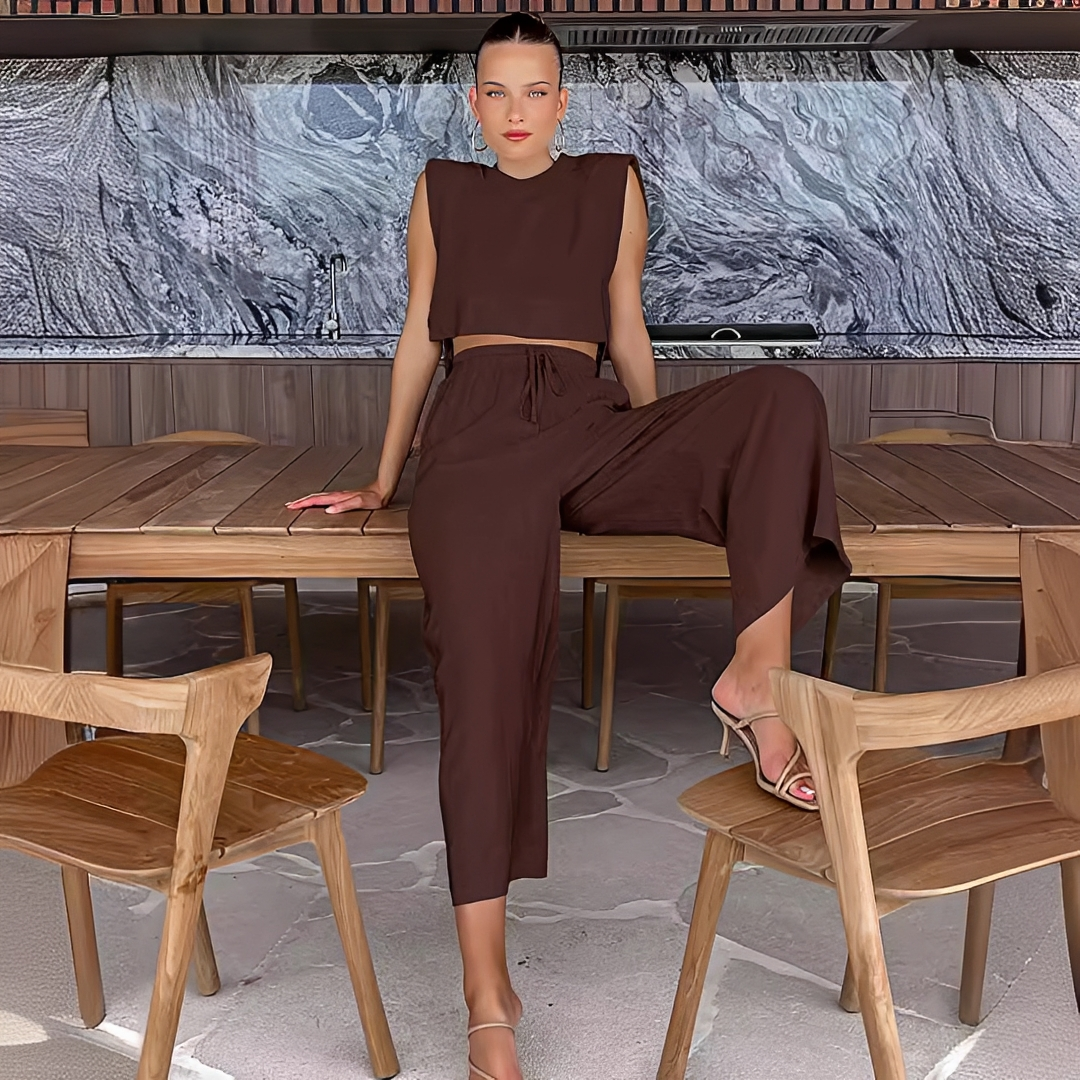 Calças de perna larga e top feminino para verão. Conjunto casual e elegante, perfeito para dias quentes.