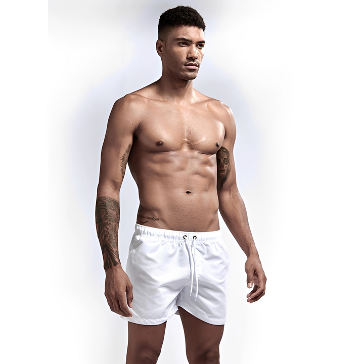 Shorts de banho masculinos azuis para verão, perfeitos para praia e piscina, garantindo conforto e estilo no lazer.