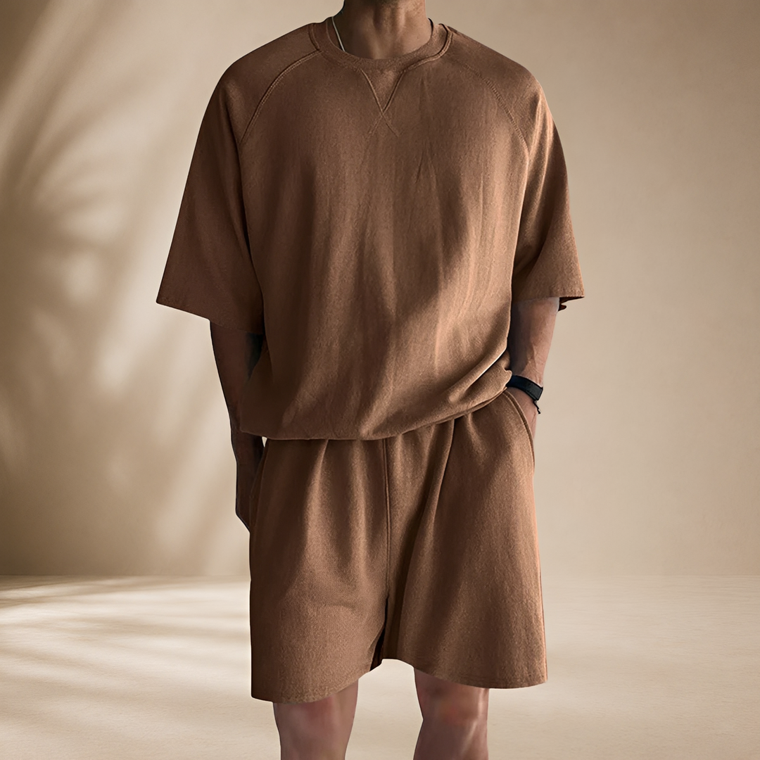 Roupa de verão masculina: conjunto casual solto com camisa de manga curta e shorts. Perfeito para o dia a dia e conforto.