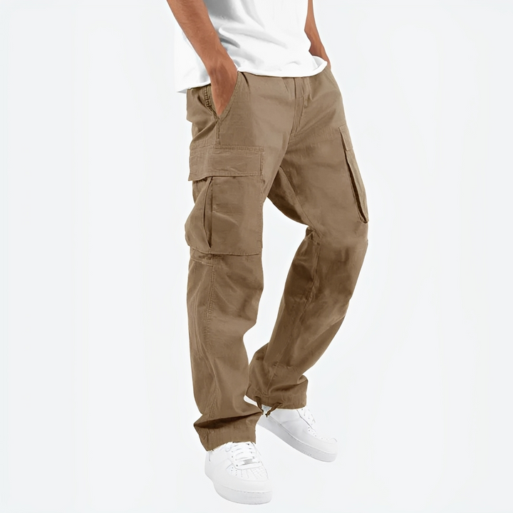 Calças cargo masculinas de moda verão, versáteis para looks casuais e streetwear, garantindo estilo e conforto.