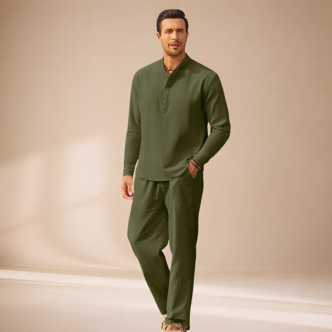 Conjunto masculino de manga longa versátil, ideal para primavera e outono. Conforto relaxado para qualquer ocasião.
