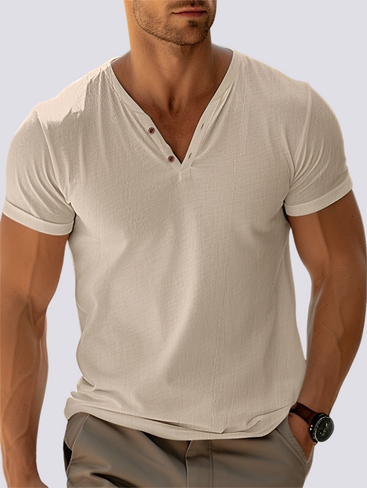 Camiseta masculina casual com decote em V, ideal para o verão e roupa dia a dia. Conforto e estilo masculino.