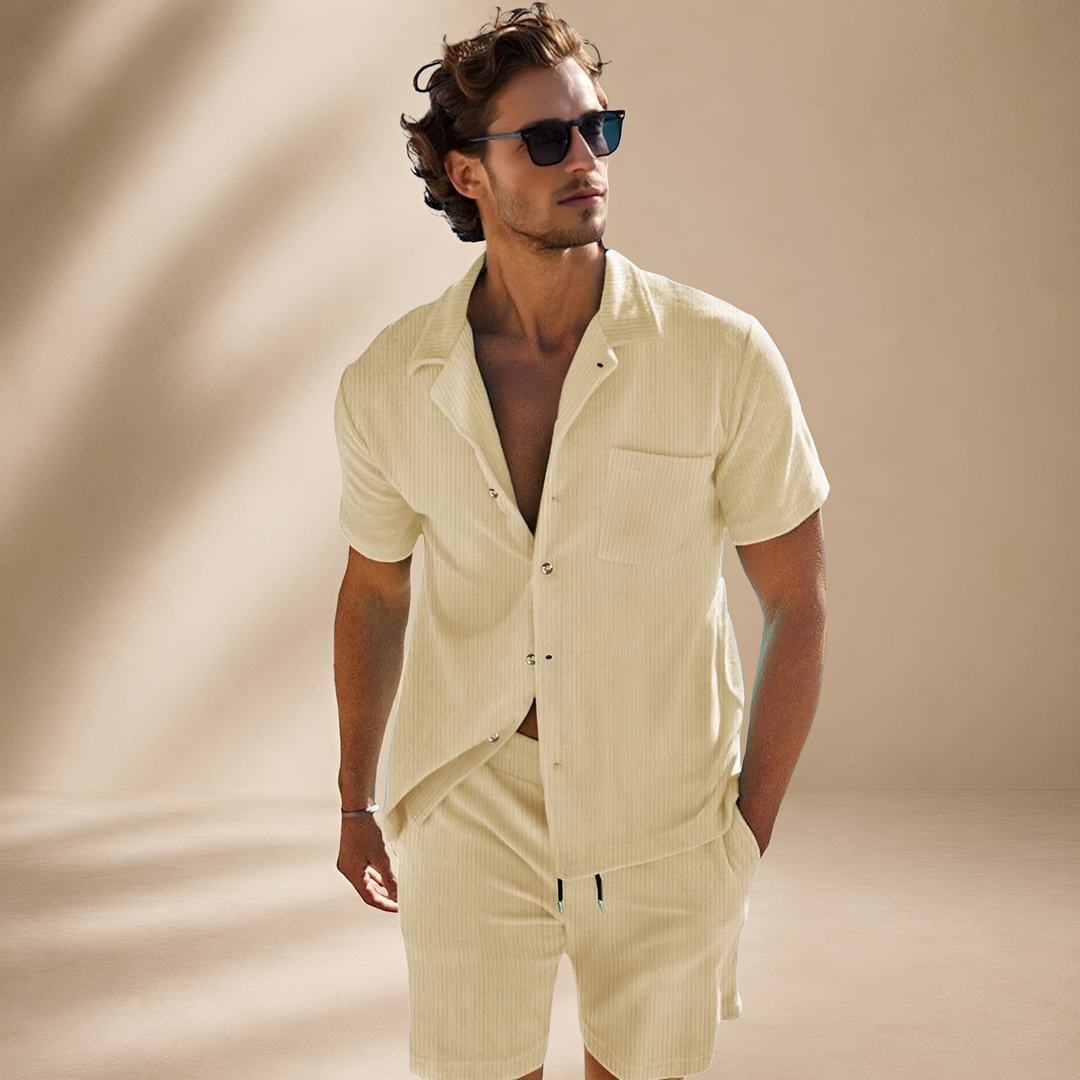 Conjunto masculino versátil com shorts e camiseta para o verão. Estilo casual e moderno, ótimo para diversas ocasiões. pt.