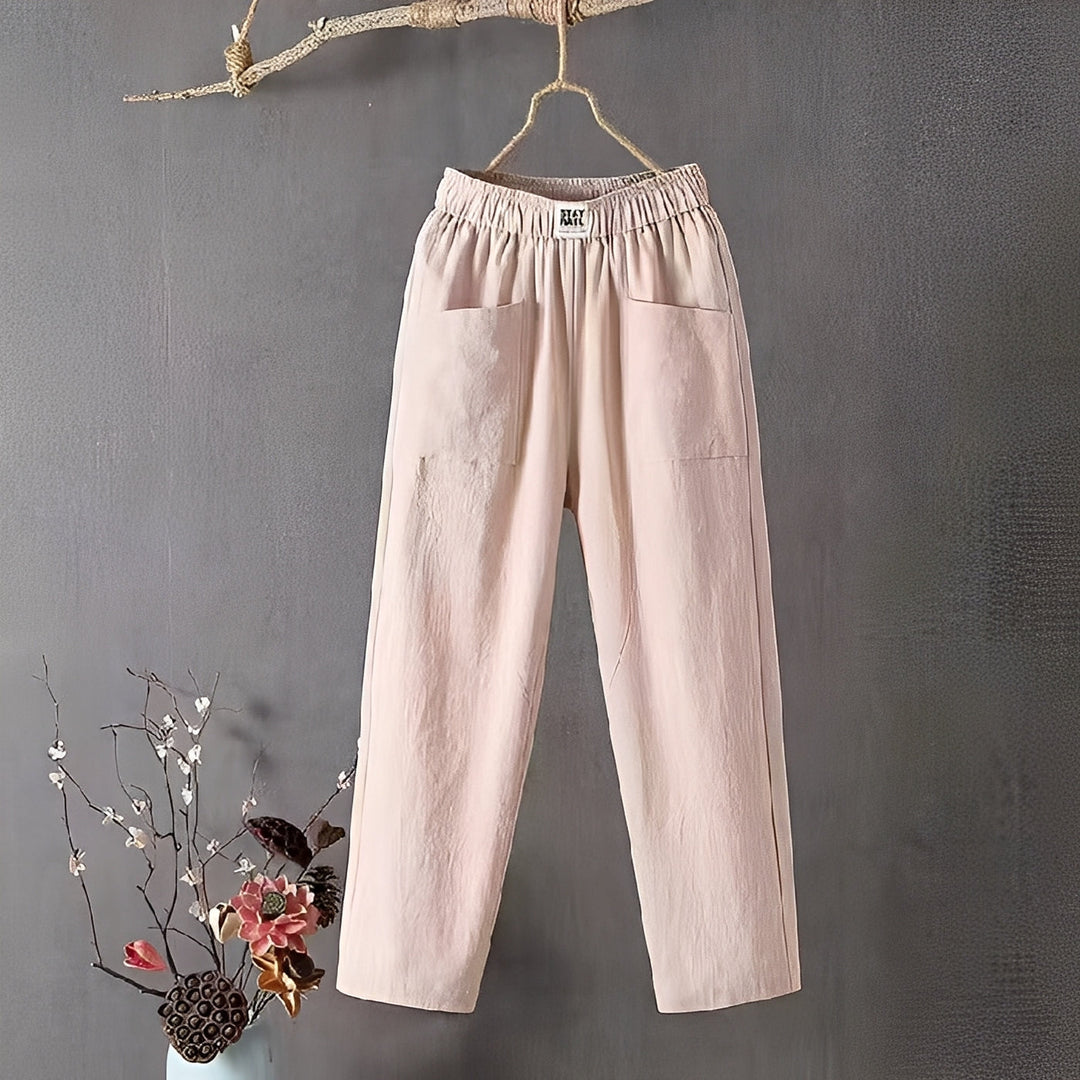 Calça feminina leve e confortável, ideal para o dia a dia. Perfeita para looks casuais de primavera/verão.