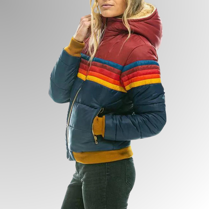 Jaqueta de chuva feminina leve e versátil. Estilo e proteção para mulheres em dias úmidos de outono/inverno.