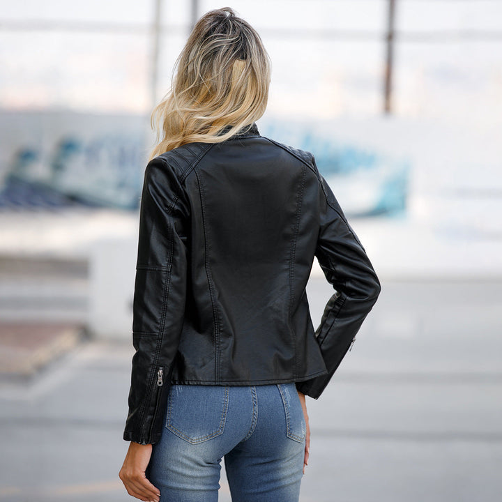 Jaqueta feminina sob medida, blazer clássico para um look profissional e sofisticado.