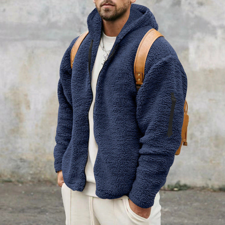 Agasalho masculino versátil com capuz para inverno, proporciona estilo e calor. Essencial para o frio.