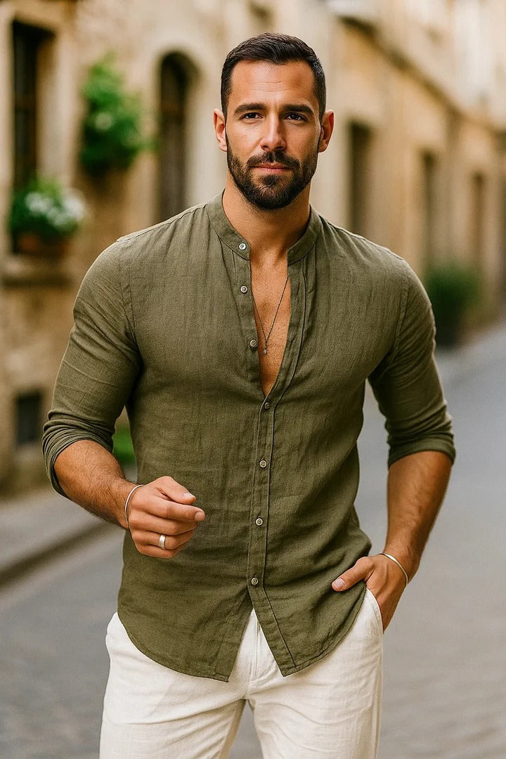Camisa masculina casual de manga 3/4, tecido leve, estilo moderno para o verão. Roupa dia a dia.