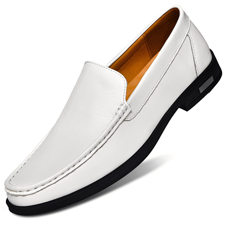 Mocassins masculinos azuis, uma opção moderna e elegante para conforto diário e estilo.
