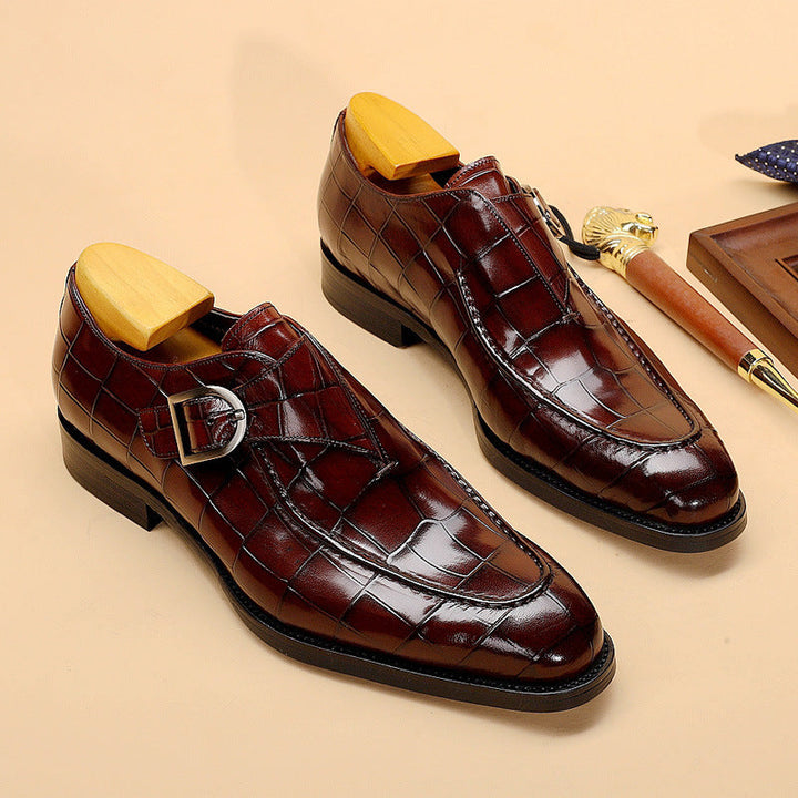 Slipper masculino elegante e confortável para homem, ideal para uso casual ou formal. Calçado de verão.