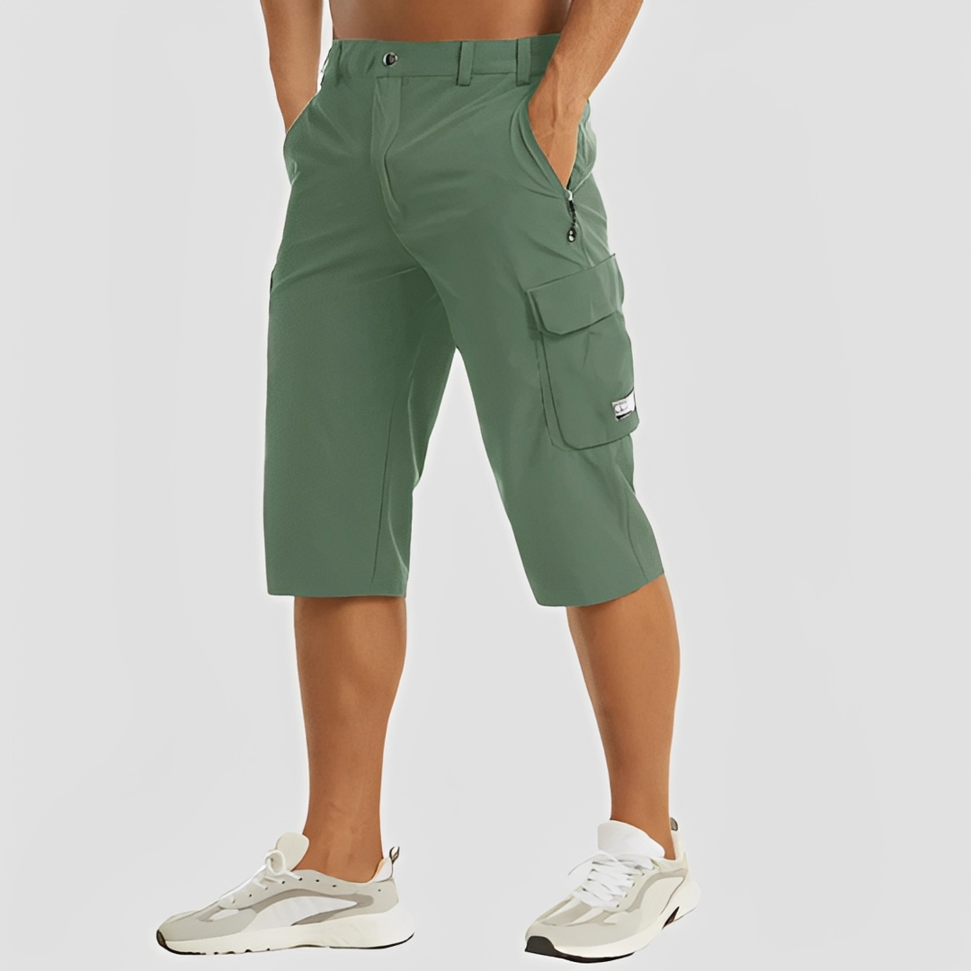 Shorts masculino de verão, estilo descontraído e casual. Peça chave para moda masculina e conforto no dia a dia.