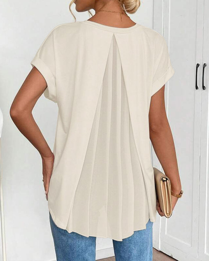 Camiseta feminina para uso diário, com design casual e versátil.