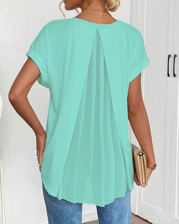 Camiseta feminina casual para um visual descontraído e moderno.