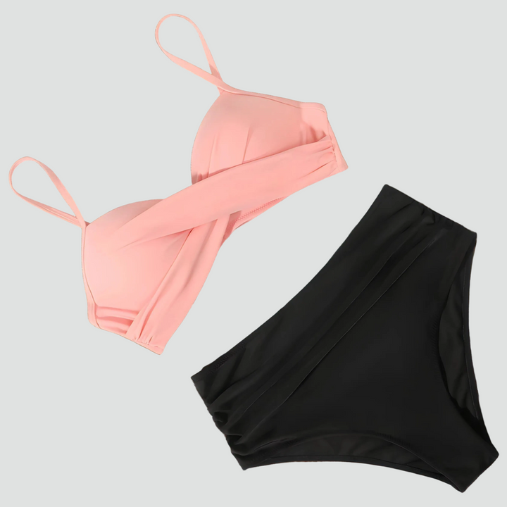 Biquíni feminino retrô com cintura alta, bojo push-up e pregas. Ideal para moda praia e piscina.