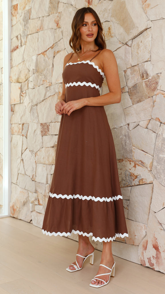 Vestido longo feminino de alça, para aproveitar cada momento do verão.