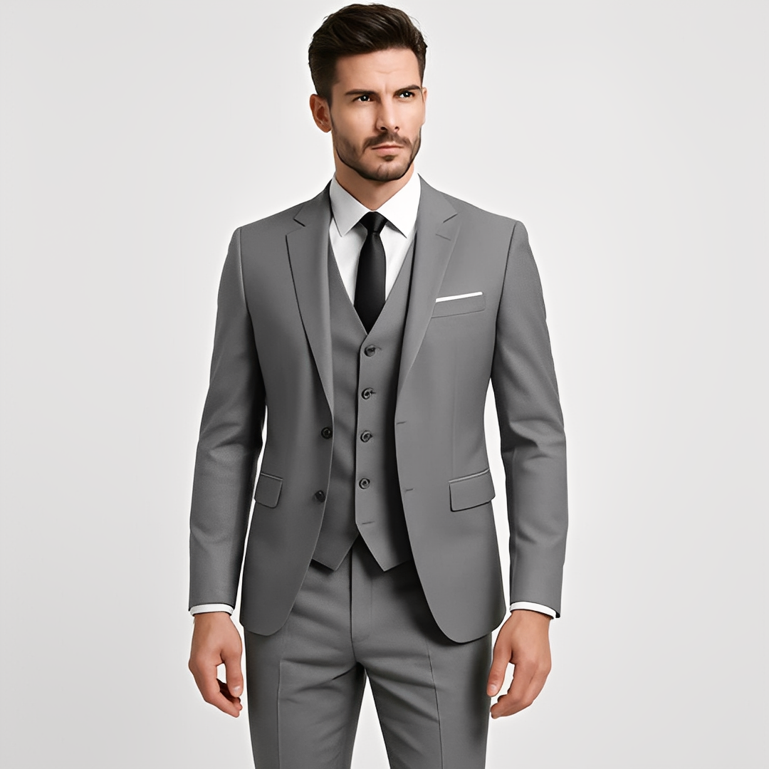Terno formal masculino 3 peças com blazer, colete e calça. Tecido premium, ideal para ocasiões especiais.