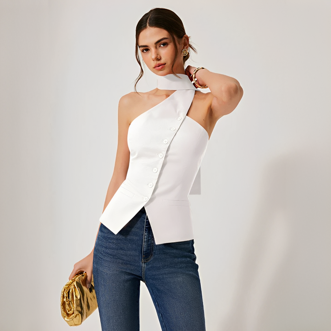 Top halter feminino casual-chique, ideal para combinar com diversas peças da moda de verão.