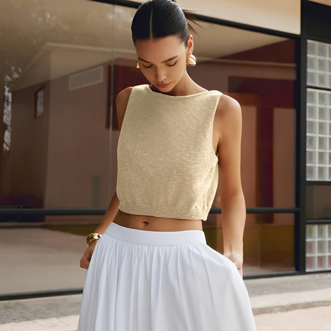 Regata feminina Arianne elegante. Top casual e confortável, ideal para looks de verão e moda.