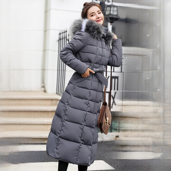 Casaco feminino preto para inverno, agasalho elegante e versátil, perfeito para dias frios com estilo.