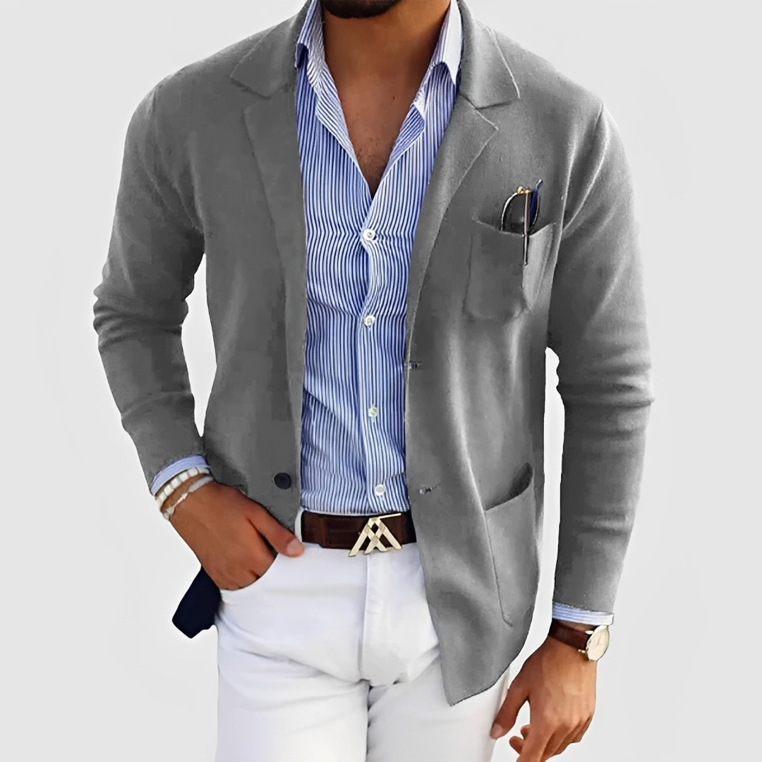 Blazer masculino clássico com botões, perfeito para roupa formal de escritório. Estilo e elegância masculina.