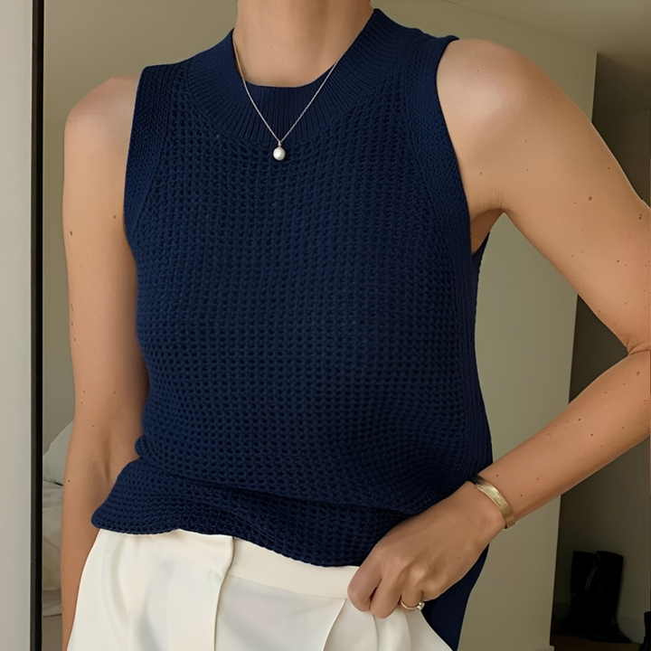 Moda feminina: top sem mangas, design elegante e versátil para o dia a dia de verão.