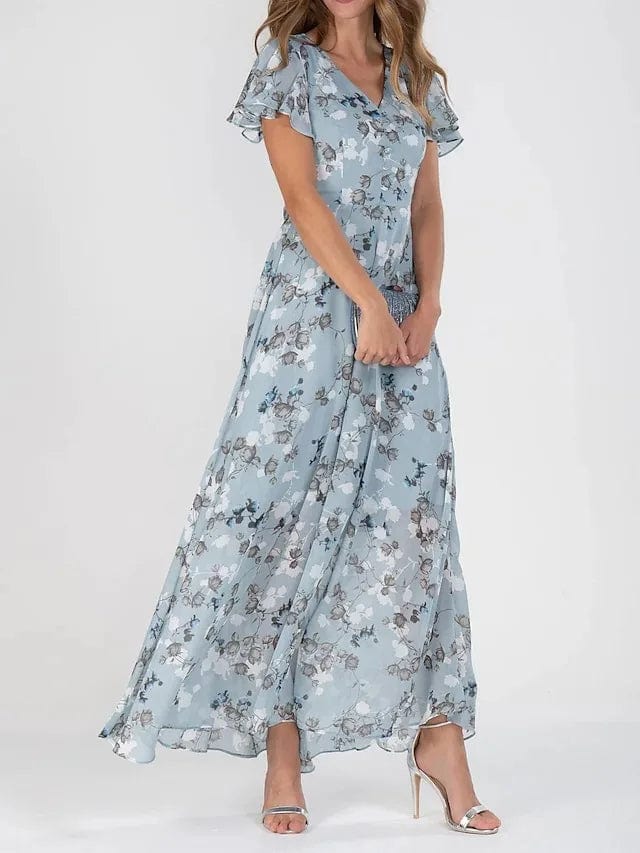 Vestido feminino de verão com corte fluido, colorido. Moda feminina casual para o conforto e o estilo vibrante.