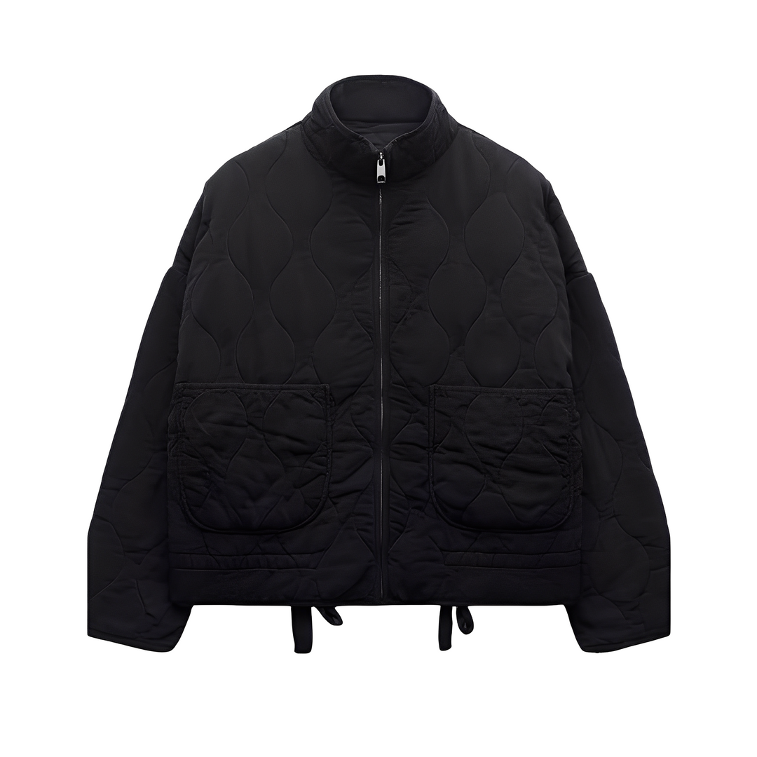 Agasalho feminino acolchoado Honora. Casaco elegante, solto e versátil para looks de moda outono e inverno com conforto.