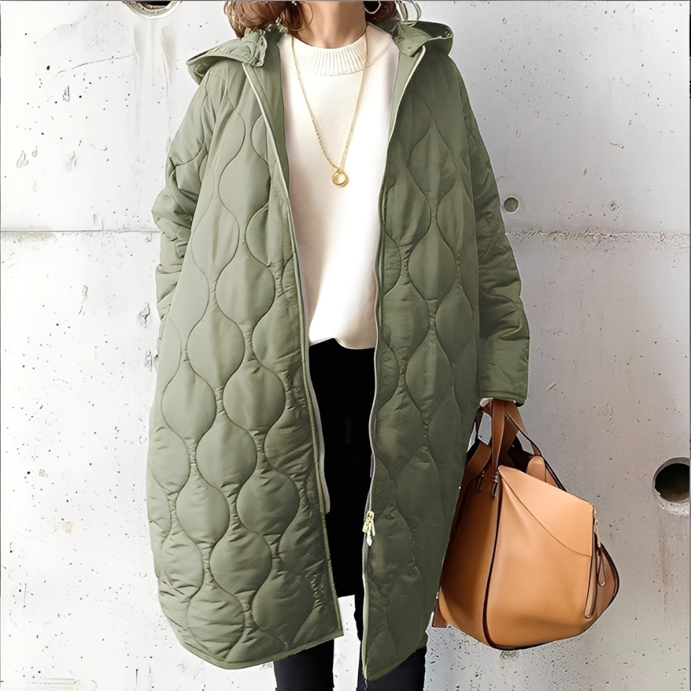 Casaco feminino acolchoado com capuz, perfeito para o inverno. Conforto e estilo para dias frios.