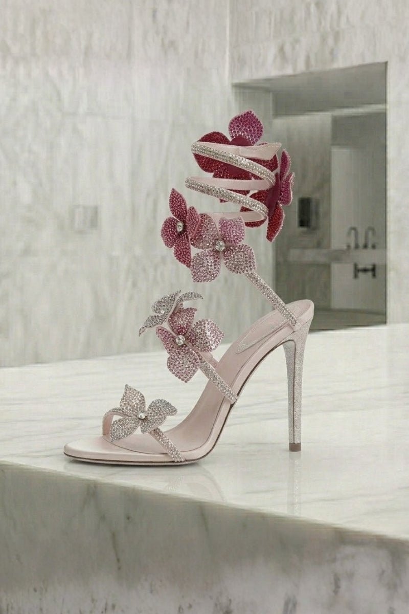 Sapatos elegantes para dança latina feminina, salto alto, laço. Perfeitos para qualquer evento.