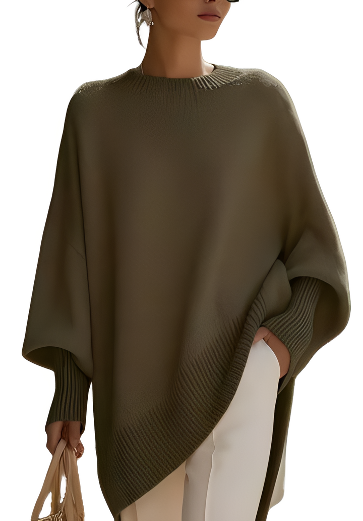 Suéter feminino oversize elegante em tricot, essencial para o inverno. Conforto e tendência em roupa casual.