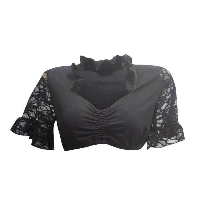 Blusa Feminina Dirndl "Estilosa e Confortável" em tecido leve. Ideal para compor looks casuais elegantes ou festivos.