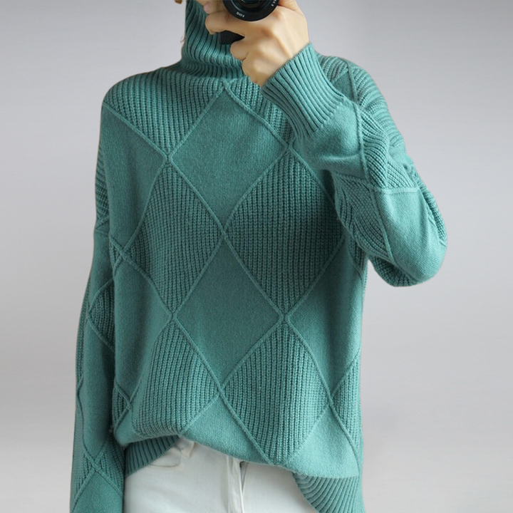 Suéter feminino gola alta, peça-chave do inverno. Conforto e estilo para aquecer a moda feminina.