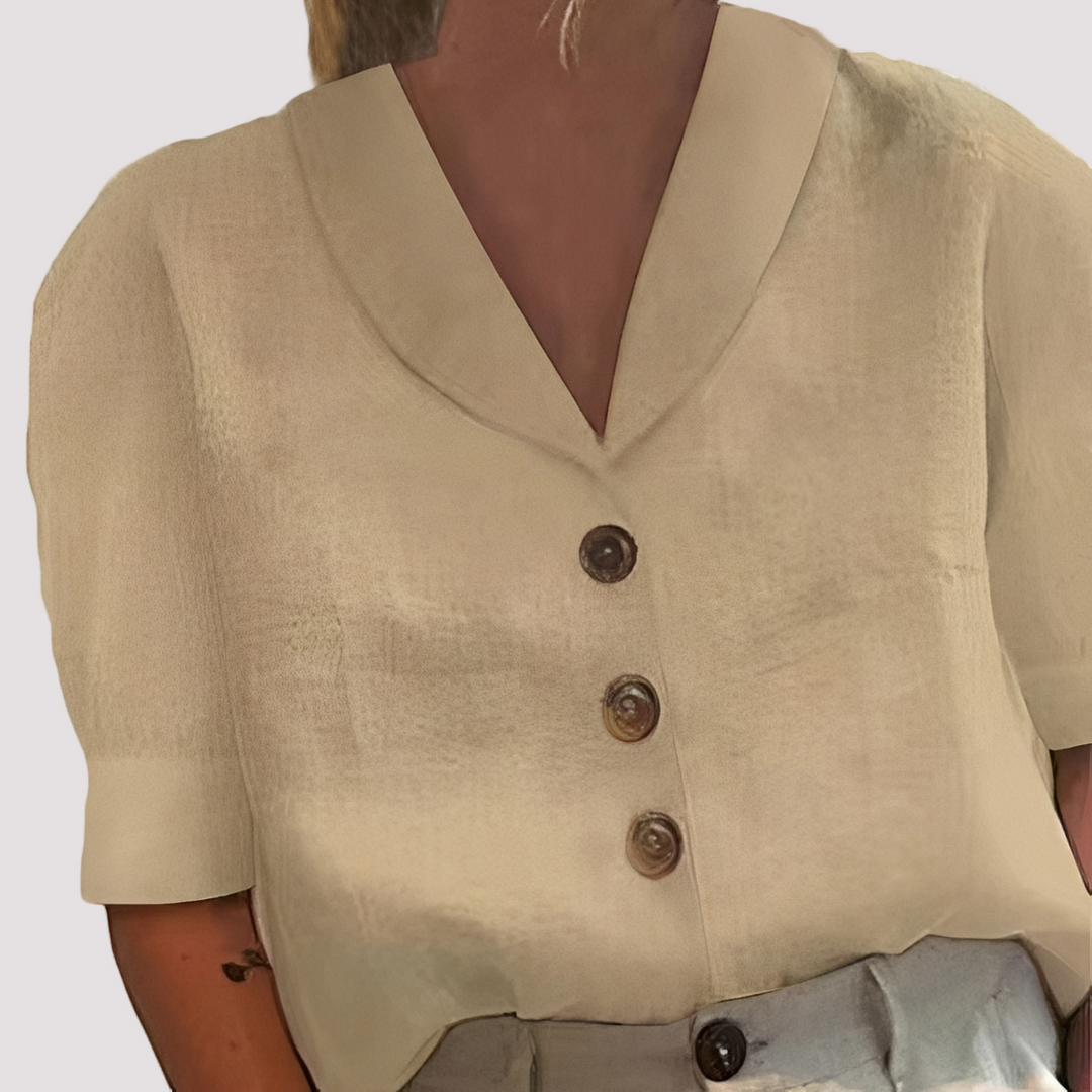 Blusa feminina de verão com decote V, peça chave para um visual casual e chique.